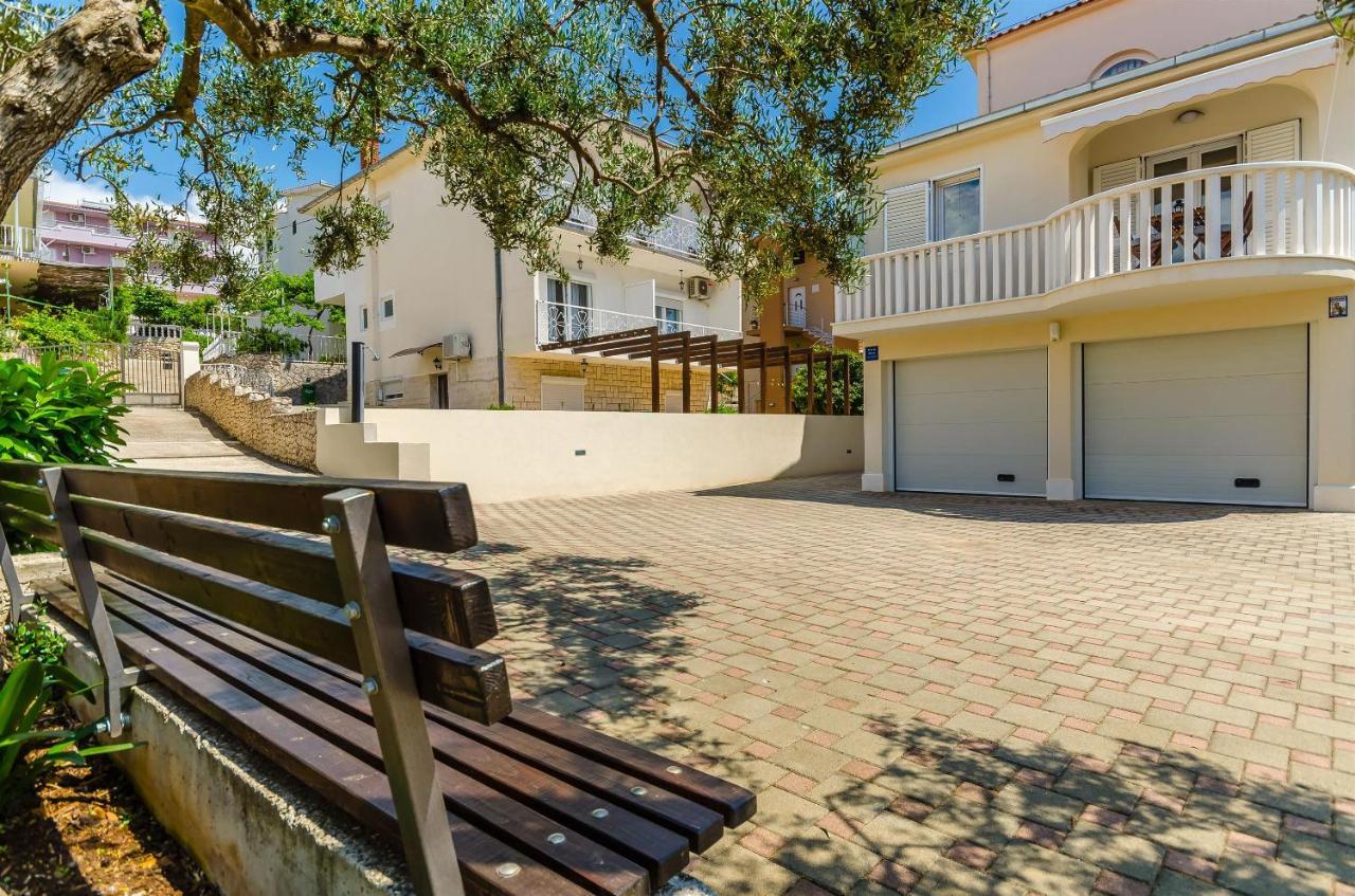 Apartments And Room Maestral Trogir Dış mekan fotoğraf