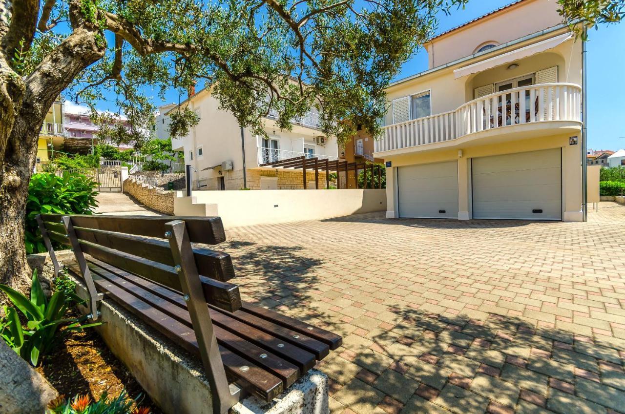 Apartments And Room Maestral Trogir Dış mekan fotoğraf