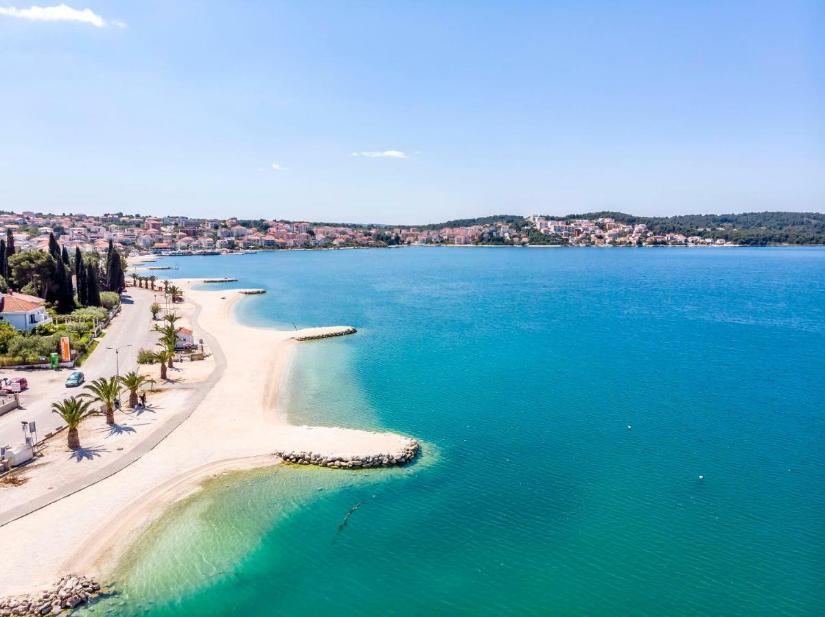Apartments And Room Maestral Trogir Dış mekan fotoğraf